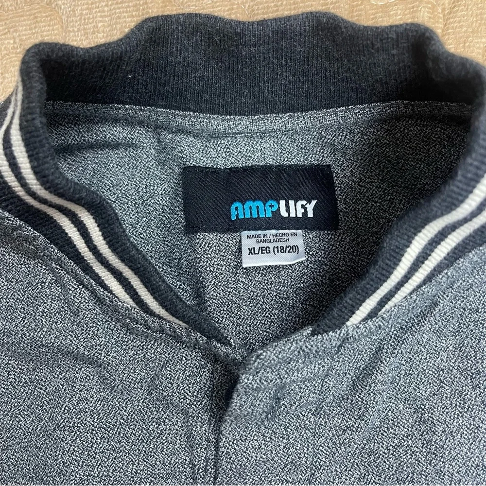Amplify Boys‎ Button Down Sweater Size XL (18-20)